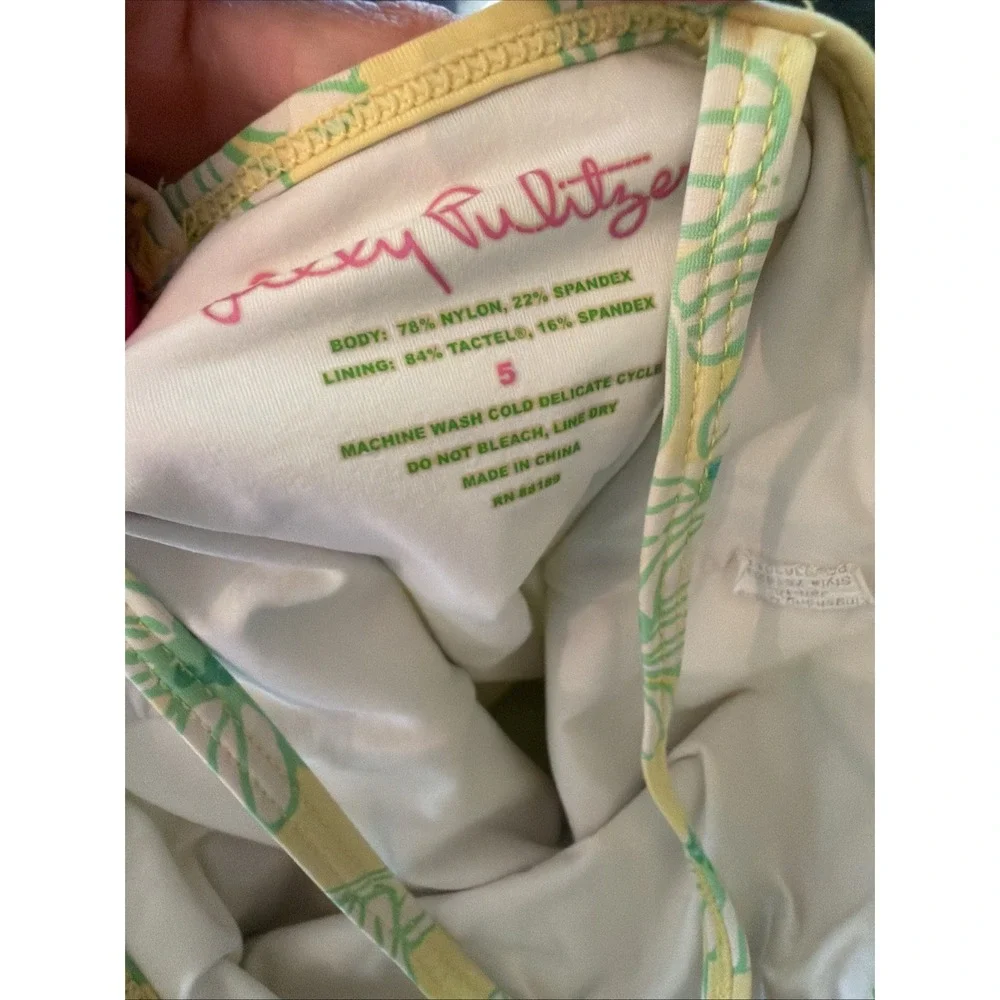 Lilly Pulitzer no flaws
